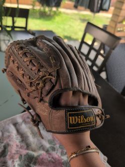 Wilson Leather Baseball Glove