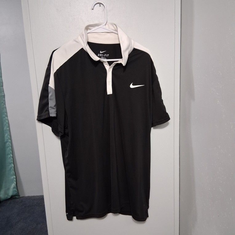 Pre Loved Mens Nike Black And White Collared Dri-fit Shirt Size XXL
