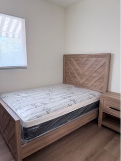 Full size pillow top bamboo brand mattress new