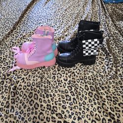 Womens Shoe Lot Two Pair Size 3 And 5