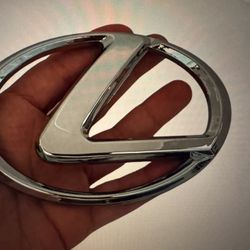 Lexus Logo 