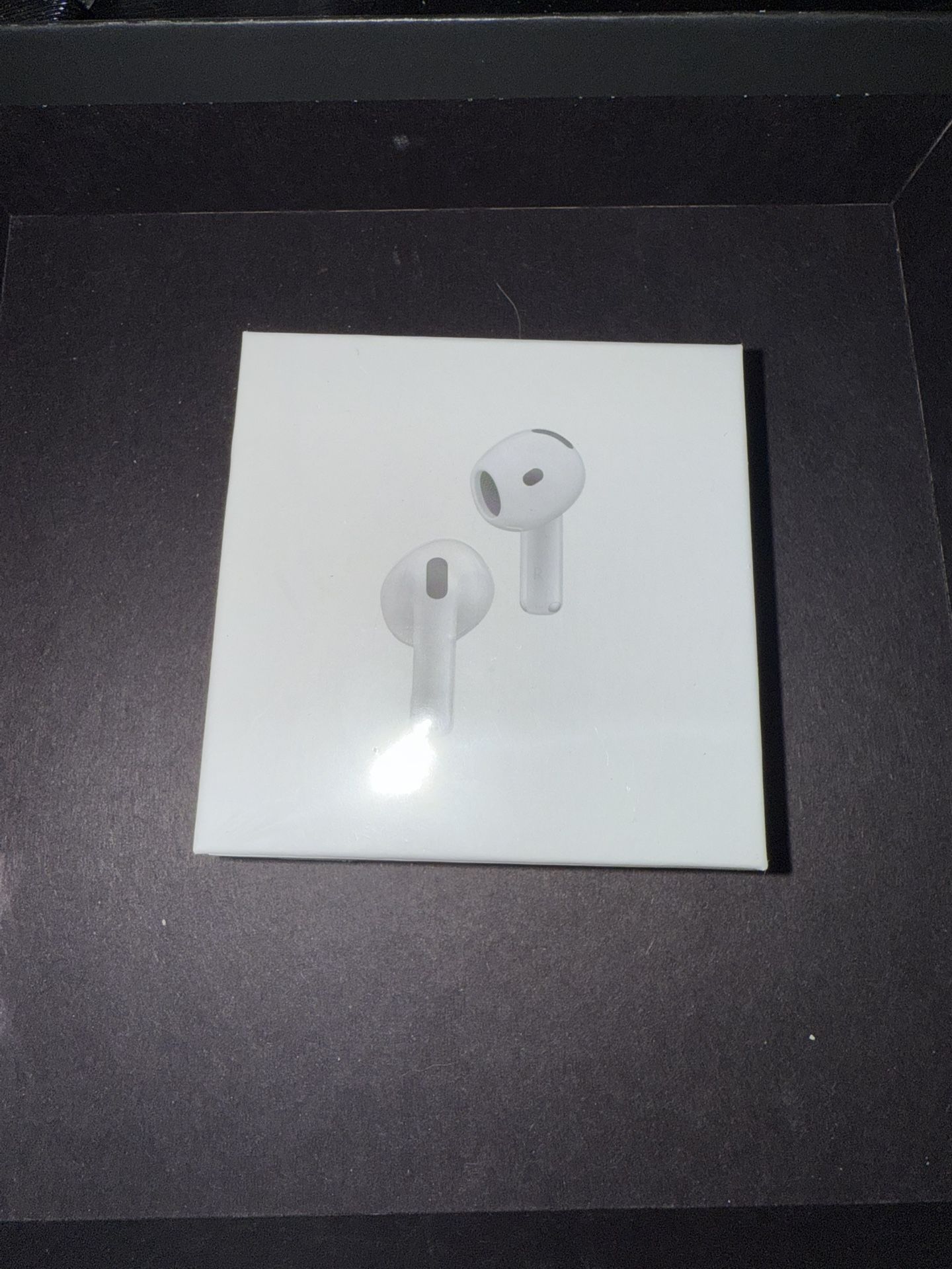 Apple airpods Gen 4 w/ ANC