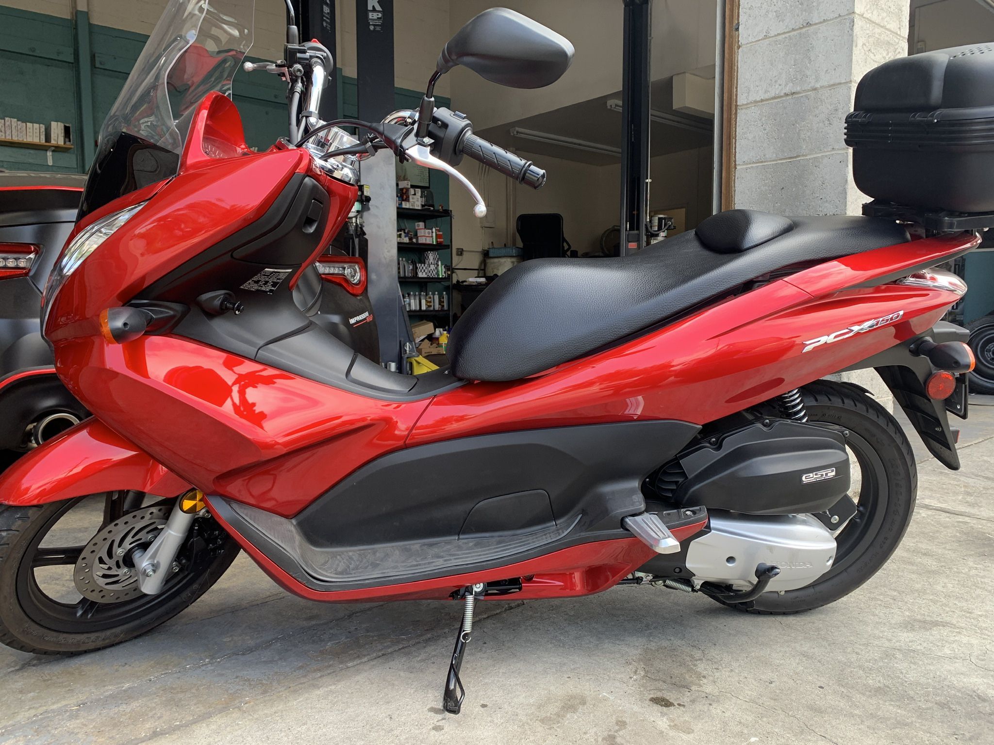 Honda PCX 150 scooter