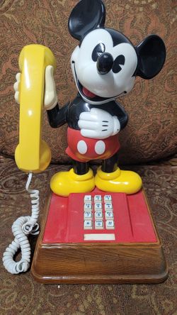 Vintage 1976 Mickey Mouse Phone