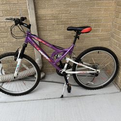 Huffy Three Speed Purple Bike