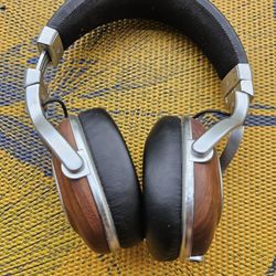 Demon AH-MM400EM Headphone