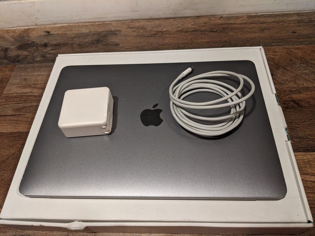 Apple MacBook Air 13" 2018 Space Gray i5/16GB/512GB/macOS 14