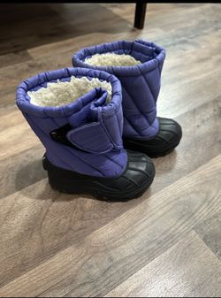 Snow Boots 