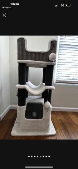 Gertrude scratching post sales