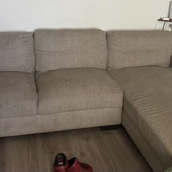 L Shaped Sectional 