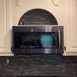 Samsung Black Steel Microwave And Grill