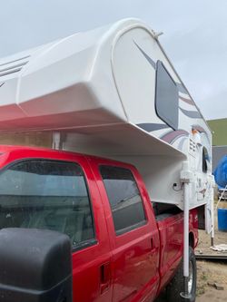 2019 lance 825 truck camper