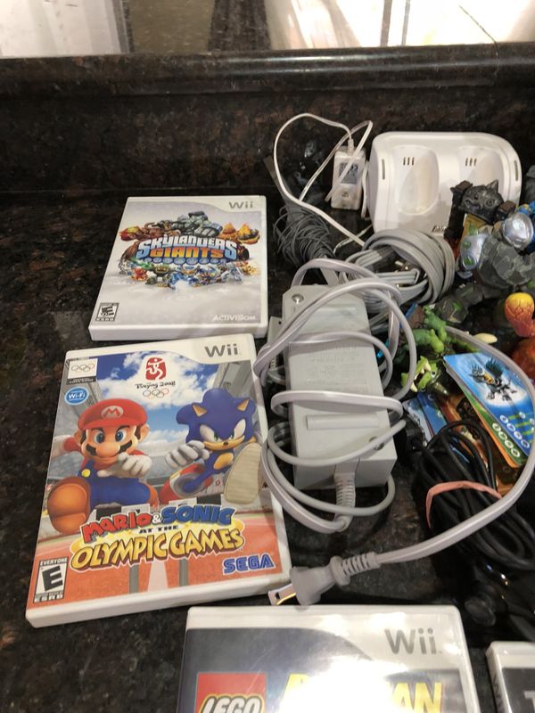 Wii skylander bundle Wii skylander bundle