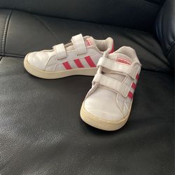 Girls Adidas Shoes Size 9