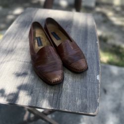 Loafers 