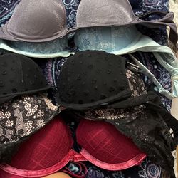 Set Of Used Bras