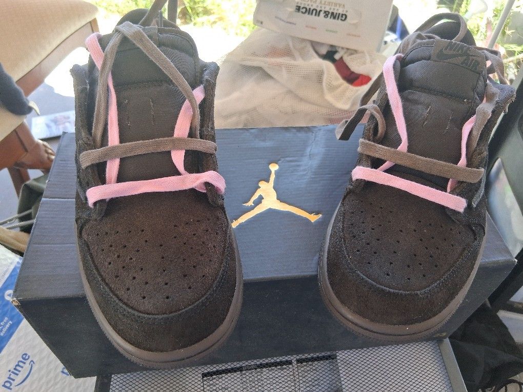 Nike Jordan 1 Low OG Travis Scott Velvet Brown Size 8.5