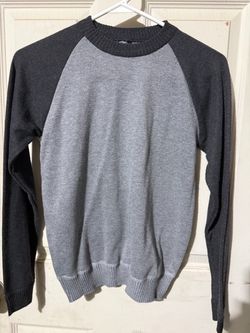 Boy’s sweatshirt’s