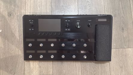 Helix Guitar Pedal Board – Excellent Condition