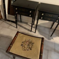 vintage bedroom accent set from the L. Hitchcock Chair Company