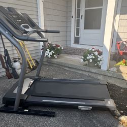 Treadmill MUST GO 