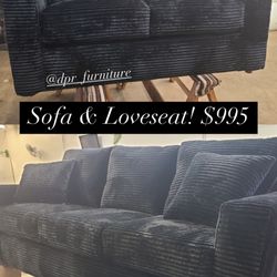Custom Sofa & Loveseat Black ! $995 !! Delivery !! 