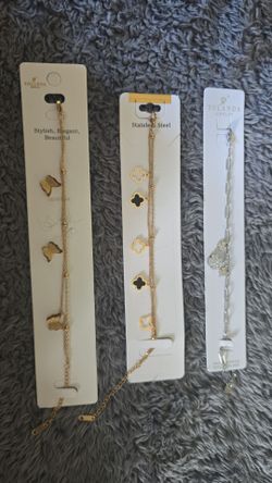 Bracelets in stainless steel
