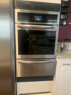 24” Frigidaire Wall Oven For Sale