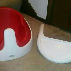 Infant seat/chair! Removable tray! Tabletop/floor Mamas & Pappas brand 