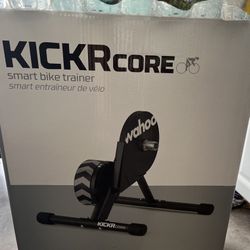 WAHOO KICKER INDOOR TRAINER