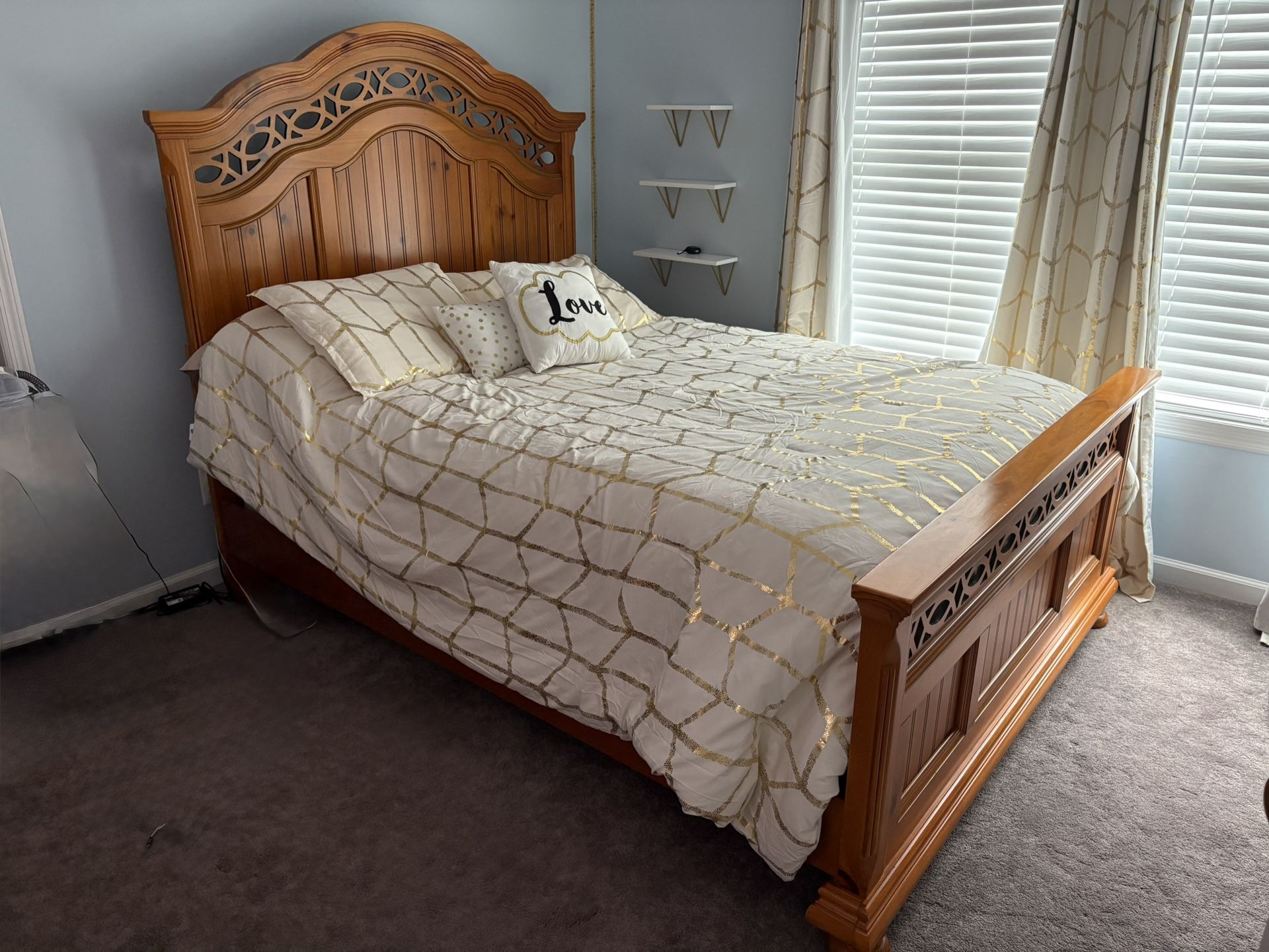 Queen Bedroom