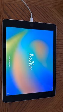Apple iPad (5th Generation) 32g