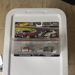 Hot Wheels Premium 2-pack