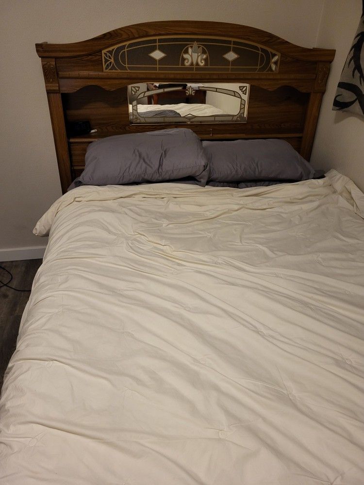 Queen Beed Set, 7 Piece: Headboard And Bed Frame; Tall Dresser; Long Dresser With Vabity Mirror Top; 2 Night Stands