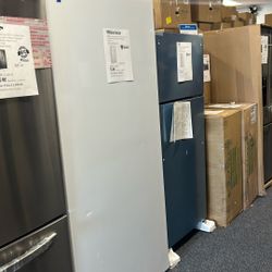 New Hisense Garage Ready Freezer / Refrigerator 
