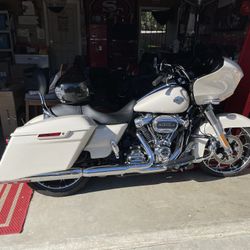 2022 Harley Davidson Roadglide 