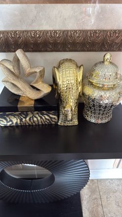 4 pieces decor