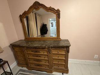 MOVING SALE!!! Luxury 5-Piece Marble Top Queen Bedroom SetBeautiful, high-quality traditional bedroom set featuring real marble tops, ornate wood
