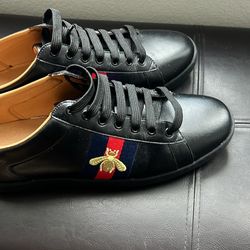     Gucci Ace Black Bee 