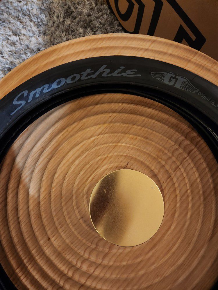 GT Smoothie Tires