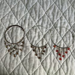 Necklaces Beaded. 