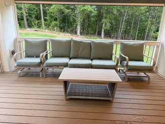 Outdoor patio set