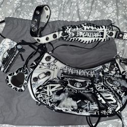 Balenciaga Graffiti Bag – Black & White (Great Condition + Accessories)
