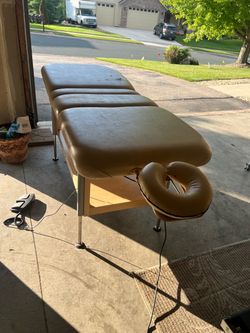 Massage table