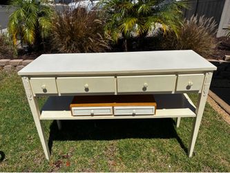TV/Entry way/Hallway table