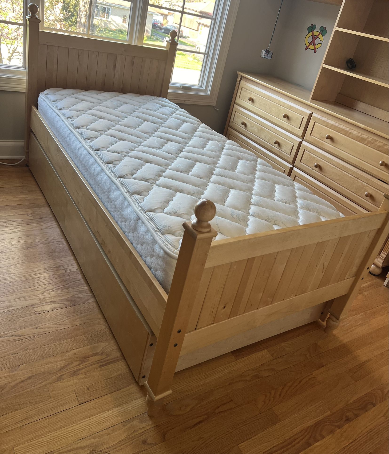 Kids Twin Trundle Bed and Two Mattresses 