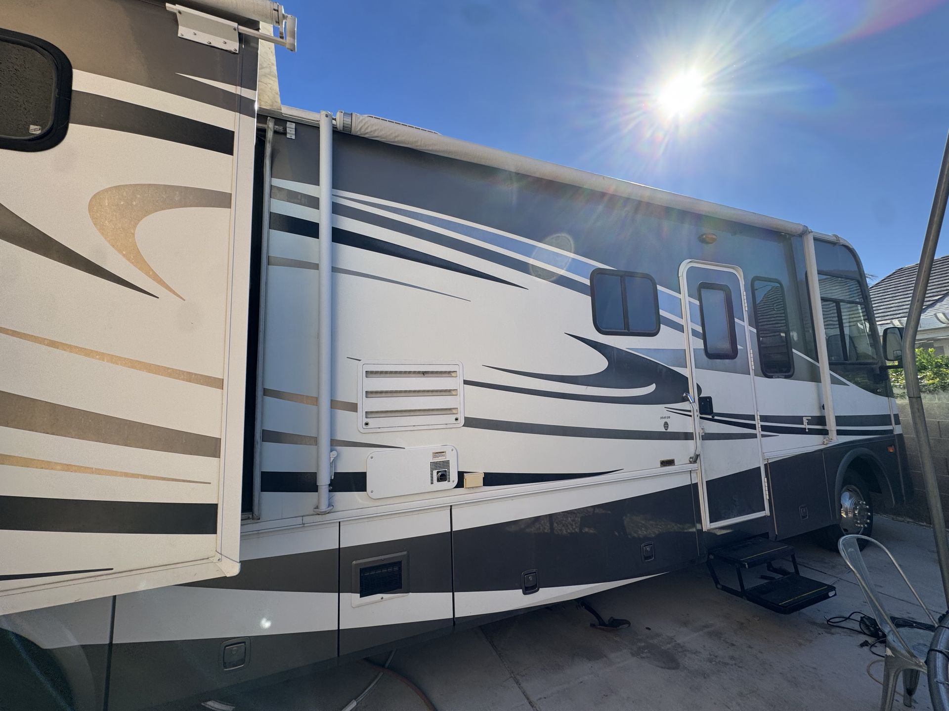 2009 Coachmen Freedom Vision Class a Motorhome for Sale in Henderson ...