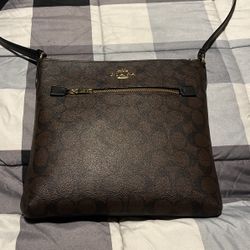 Bolsa Coach En Buen Estado Semi Nueva 