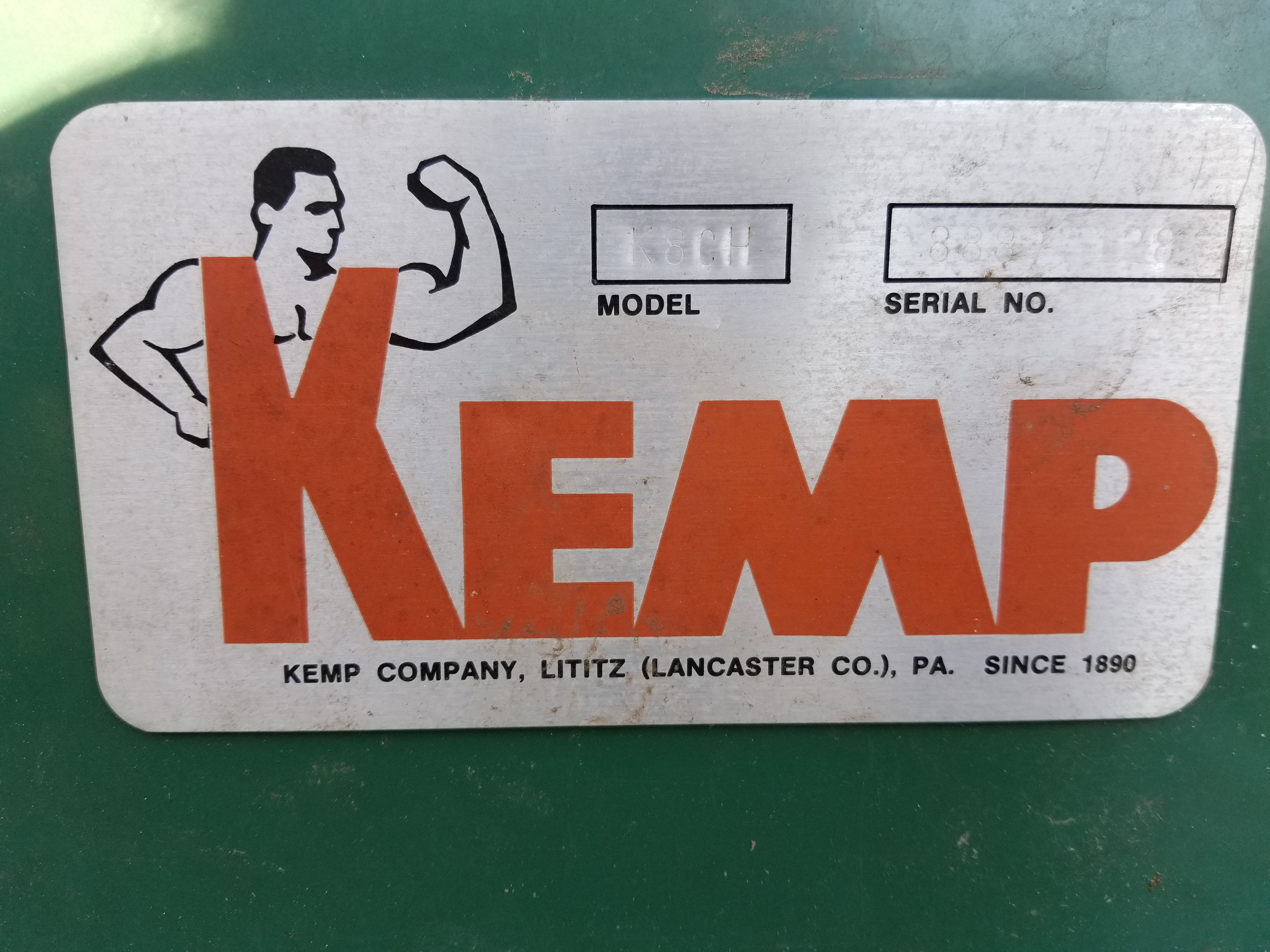 Kemp K8CH 8hp chipper/shredder for Sale in Sterling, CT OfferUp