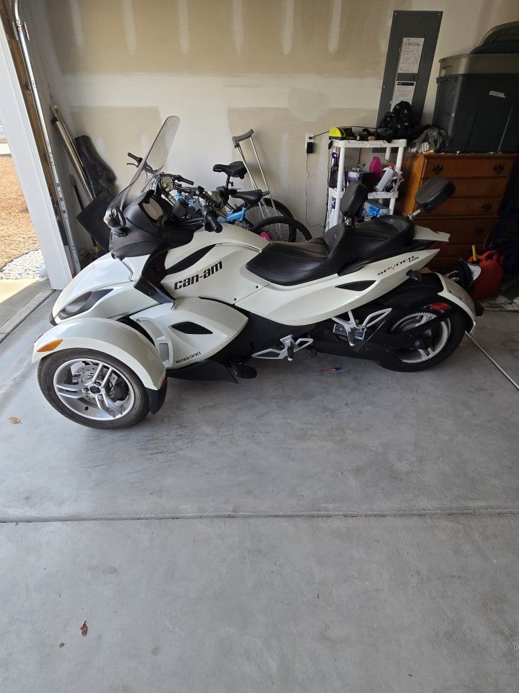 2012 Can Am Spyder